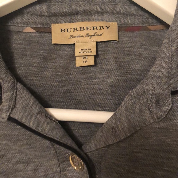 Burberry 3/4 sleeve xs $100 - Picture 2 of 3